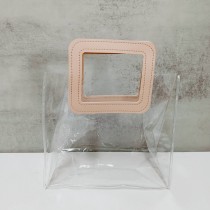 2836小工具｜3BOSSWU小商品｜【橫中】粉色皮革PVC手提袋｜寬23.5*高21*側12.5CM｜2個$135